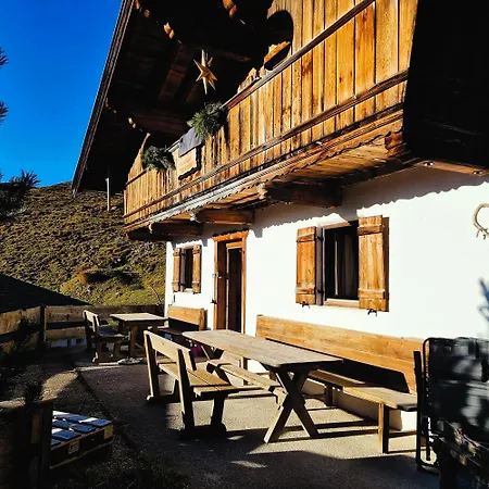 アパート Alpine Auszeit Am Wilden Kaiser